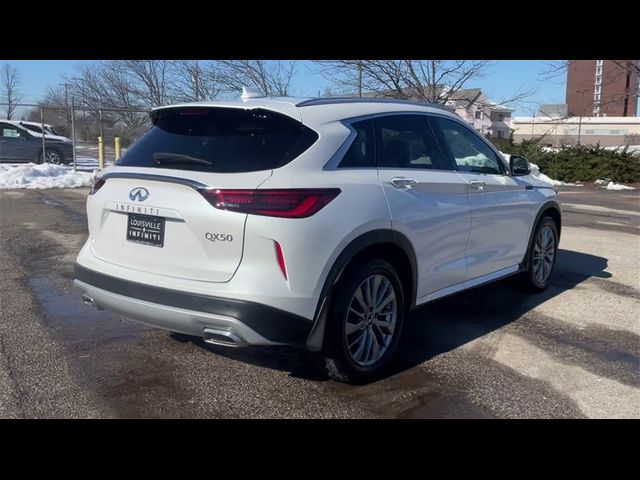 2025 INFINITI QX50 Luxe