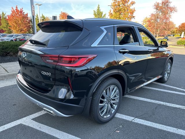 2025 INFINITI QX50 Luxe