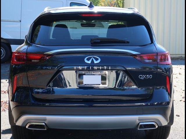 2025 INFINITI QX50 Luxe