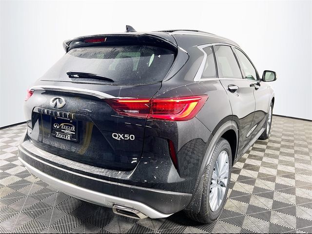 2025 INFINITI QX50 Luxe