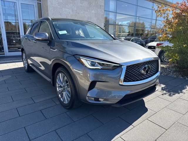 2025 INFINITI QX50 Luxe