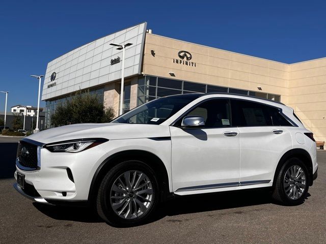 2025 INFINITI QX50 Luxe