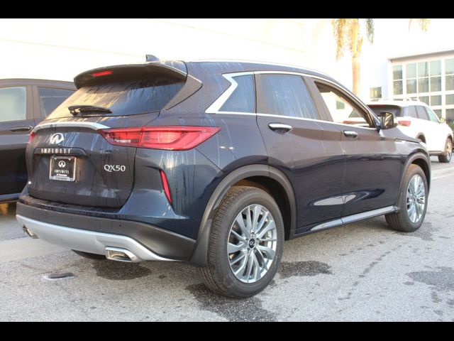 2025 INFINITI QX50 Luxe