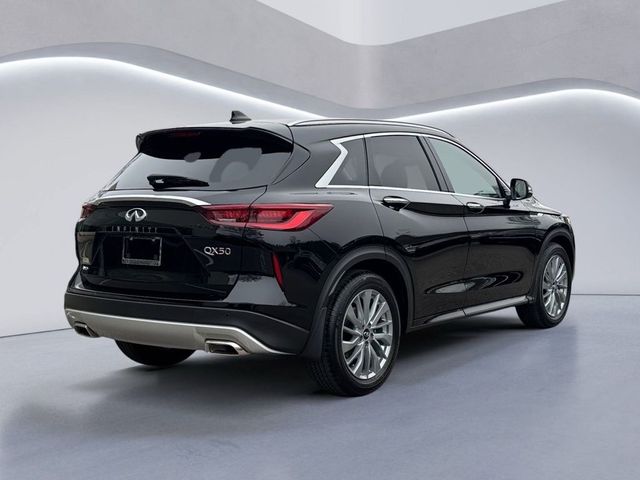 2025 INFINITI QX50 Luxe