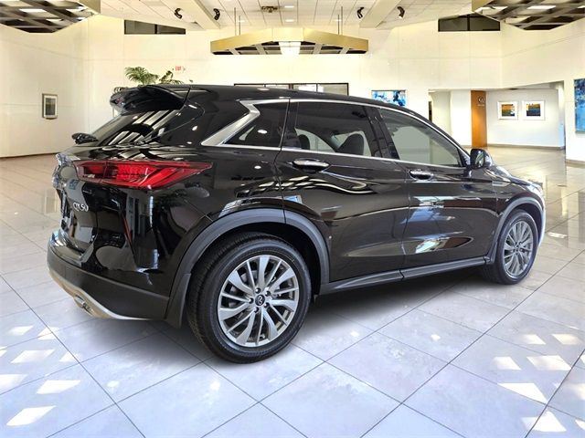 2025 INFINITI QX50 Pure