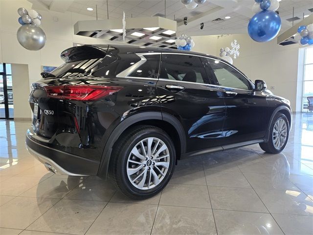 2025 INFINITI QX50 Pure