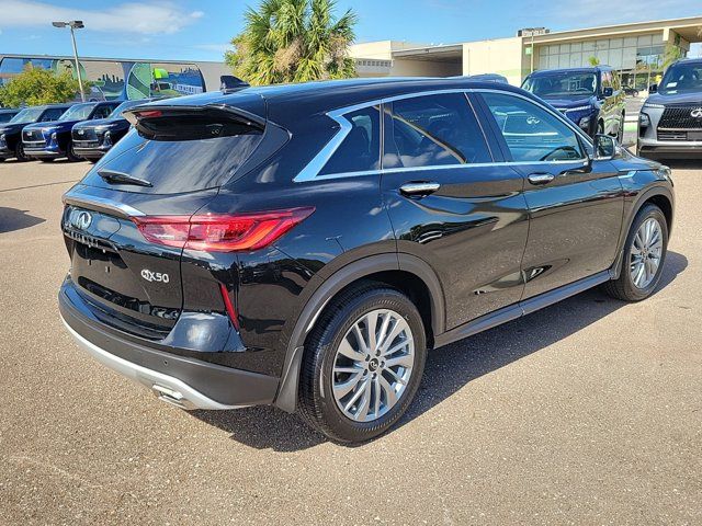 2025 INFINITI QX50 Pure