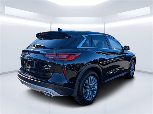 2025 INFINITI QX50 Pure