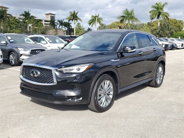 2025 INFINITI QX50 Pure