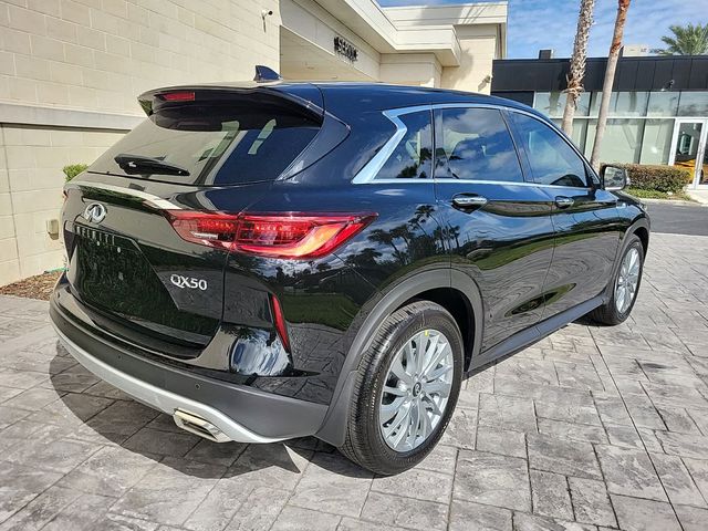 2025 INFINITI QX50 Pure