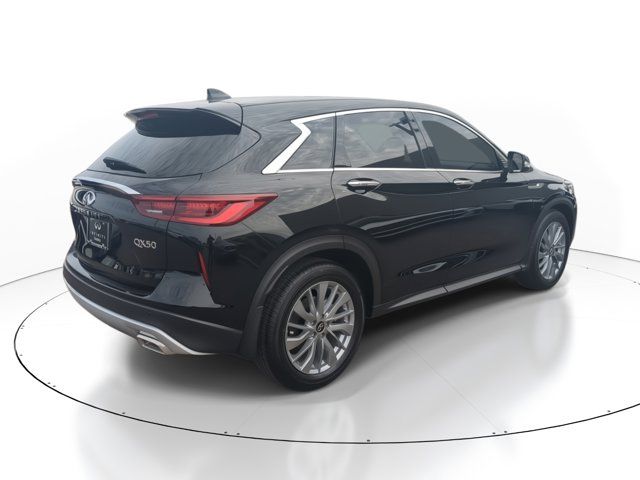 2025 INFINITI QX50 Pure