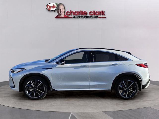 2025 INFINITI QX55 Essential