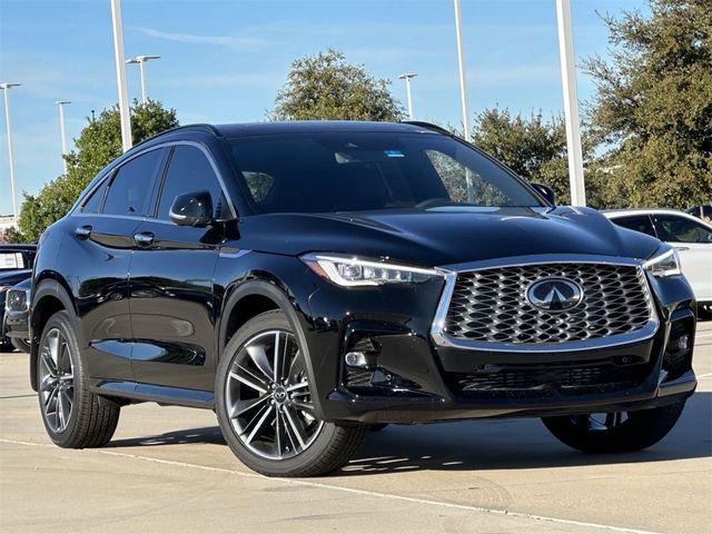 2025 INFINITI QX55 Essential