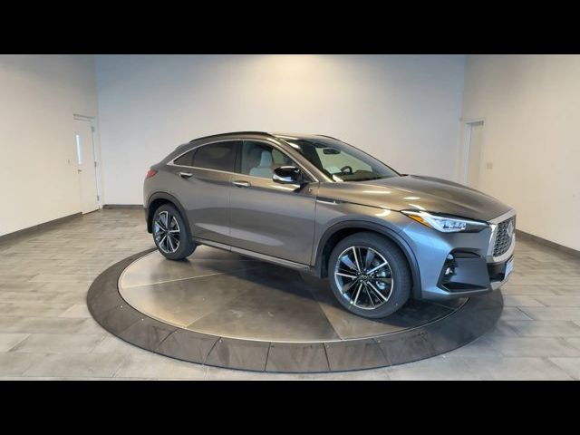 2025 INFINITI QX55 Essential