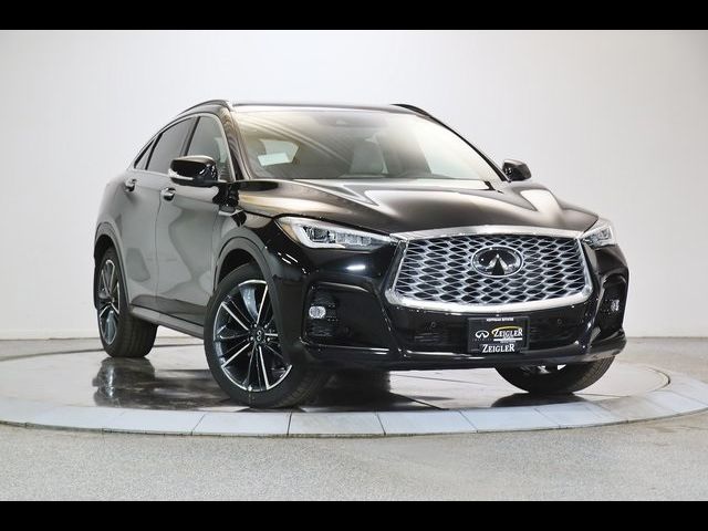 2025 INFINITI QX55 Essential