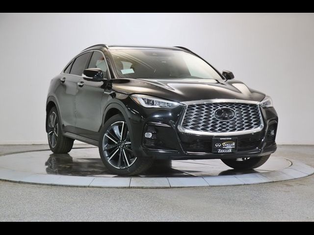 2025 INFINITI QX55 Essential