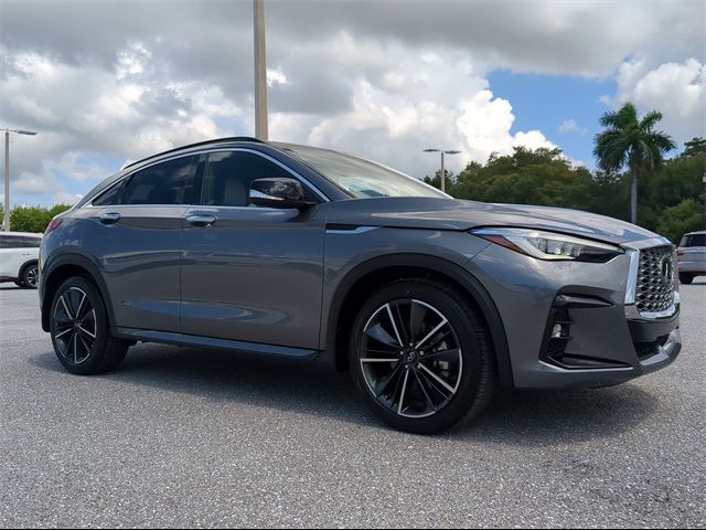 2025 INFINITI QX55 Essential