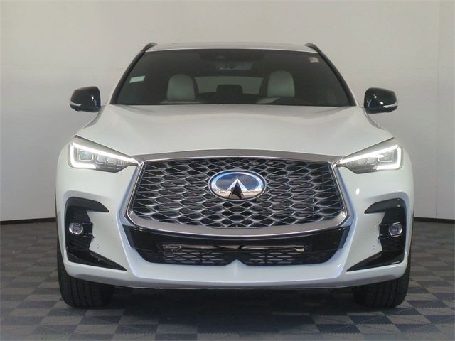 2025 INFINITI QX55 Essential