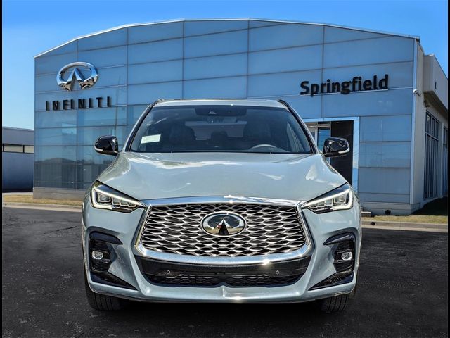 2025 INFINITI QX55 Essential