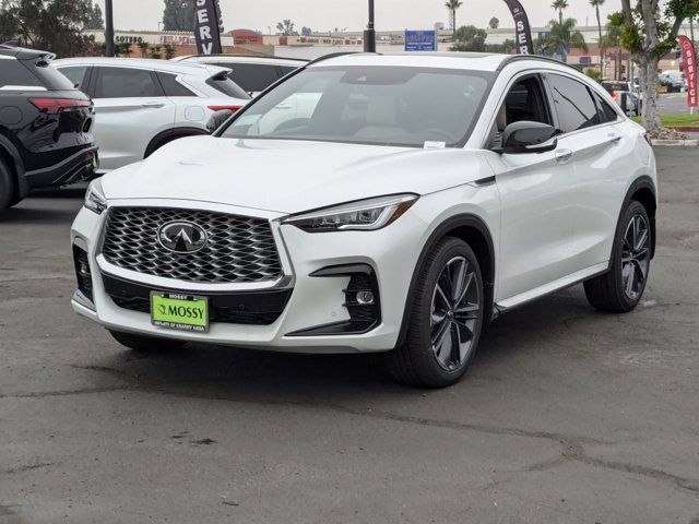 2025 INFINITI QX55 Essential