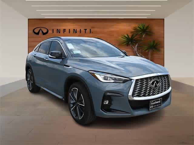 2025 INFINITI QX55 Essential