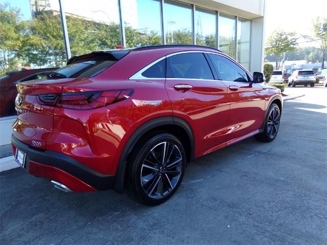 2025 INFINITI QX55 Essential