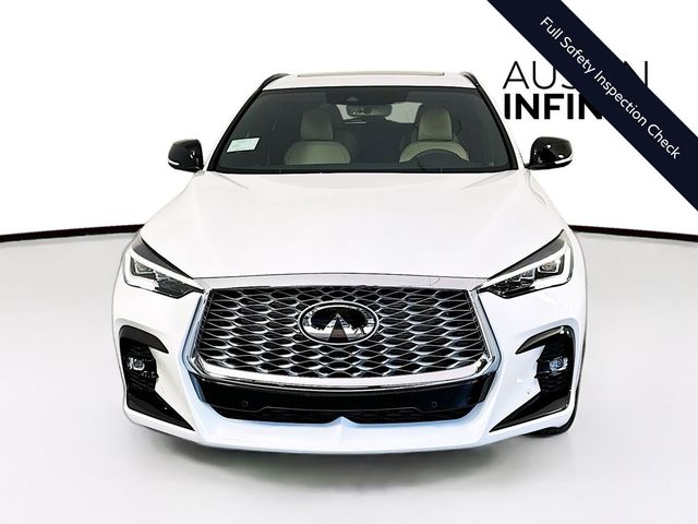 2025 INFINITI QX55 Essential