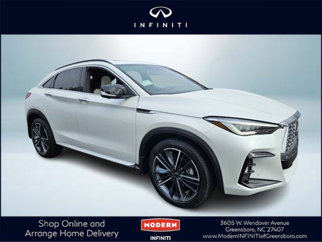 2025 INFINITI QX55 Essential