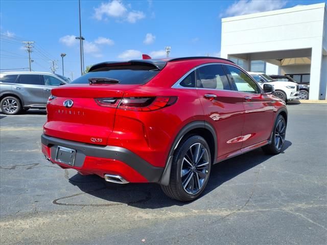 2025 INFINITI QX55 Essential