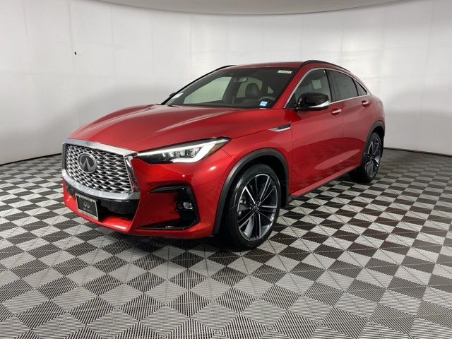 2025 INFINITI QX55 Essential