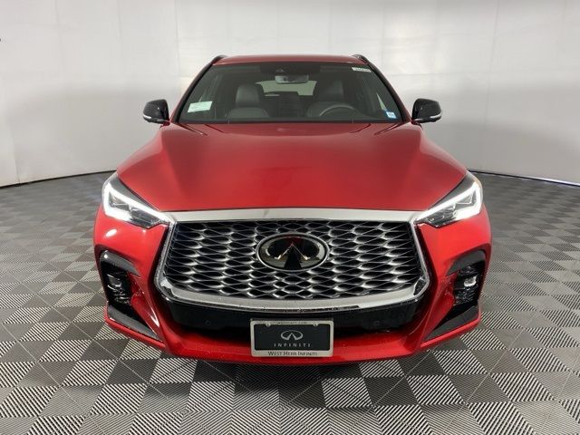 2025 INFINITI QX55 Essential