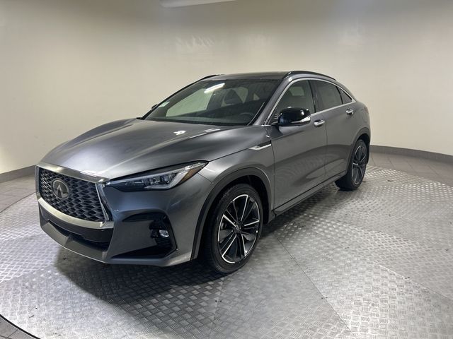 2025 INFINITI QX55 Essential