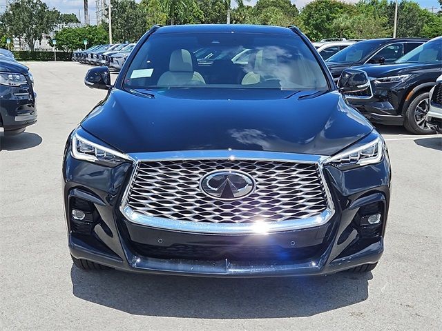 2025 INFINITI QX55 Essential