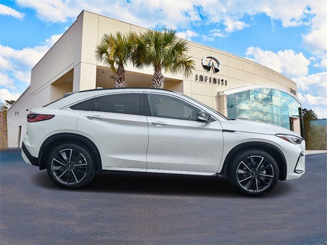 2025 INFINITI QX55 Essential