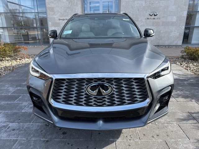 2025 INFINITI QX55 Essential