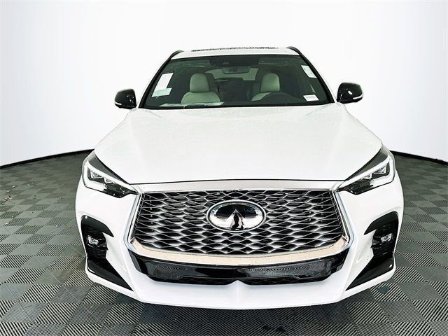 2025 INFINITI QX55 Essential