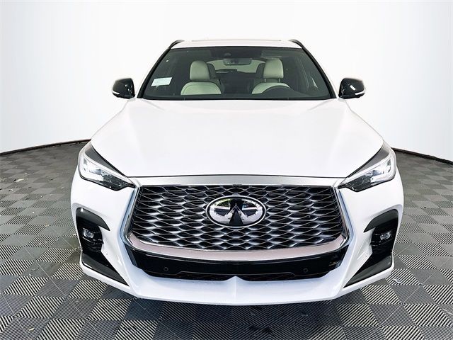 2025 INFINITI QX55 Essential