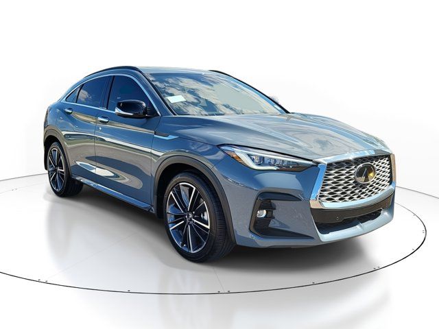 2025 INFINITI QX55 Essential