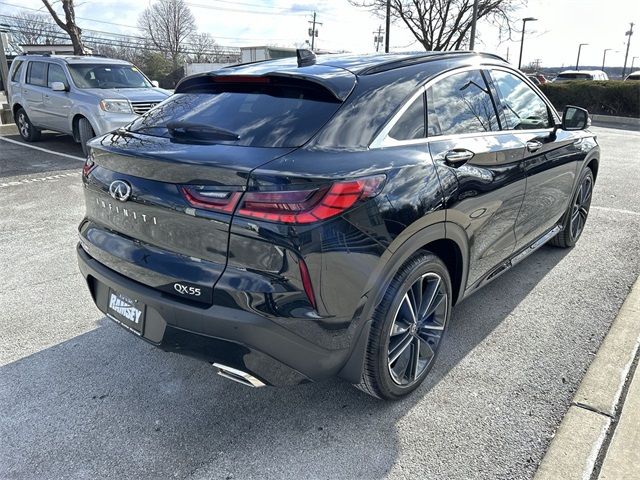 2025 INFINITI QX55 Essential