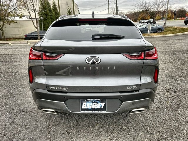 2025 INFINITI QX55 Essential