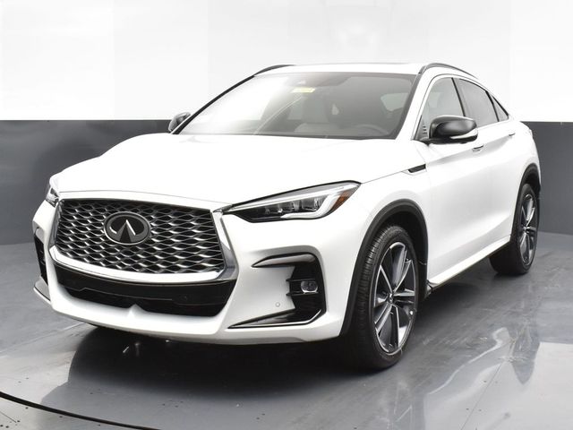 2025 INFINITI QX55 Essential