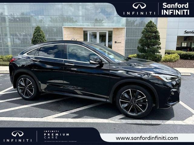 2025 INFINITI QX55 Essential