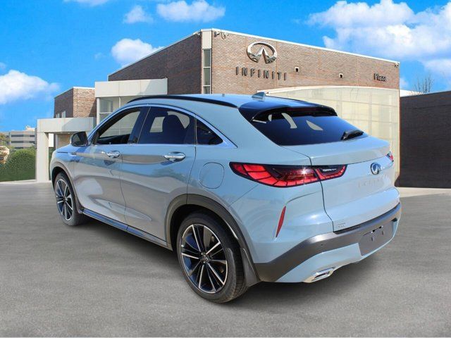 2025 INFINITI QX55 Essential