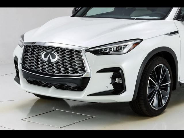 2025 INFINITI QX55 Essential