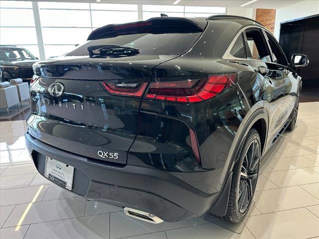 2025 INFINITI QX55 Essential