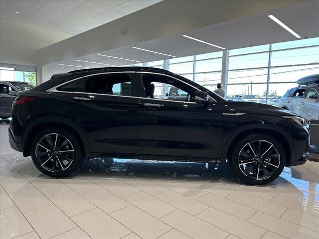 2025 INFINITI QX55 Essential