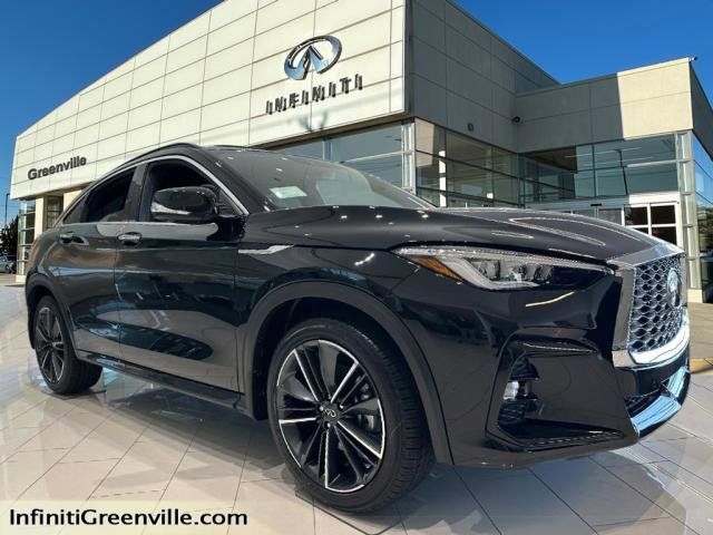 2025 INFINITI QX55 Essential