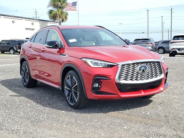 2025 INFINITI QX55 Essential