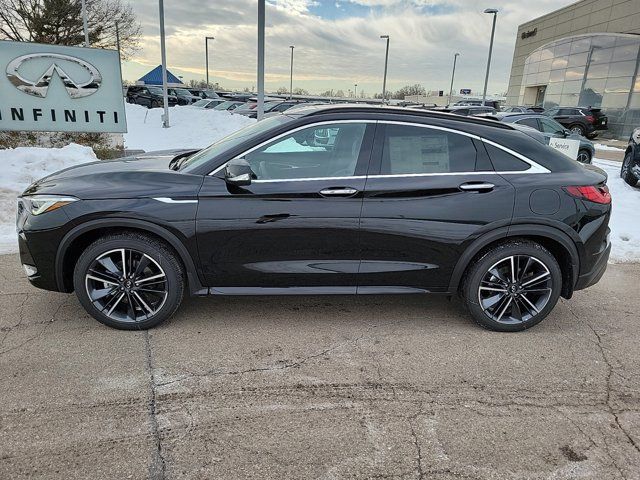 2025 INFINITI QX55 Essential