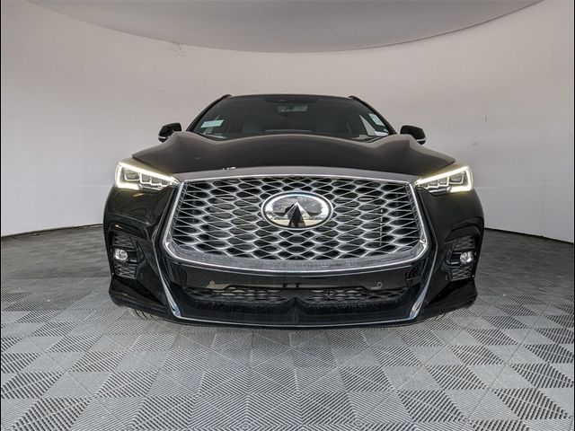 2025 INFINITI QX55 Essential